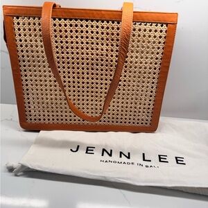 Jenn Lee Like New tote